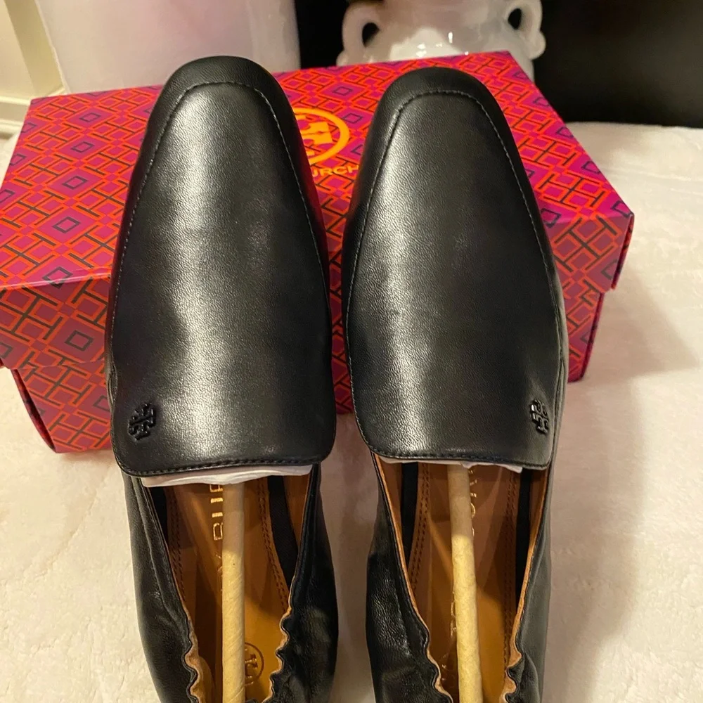 🔥SOLD🔥Tory Burch Kira Stretch Loafer - Picture 4 of 8